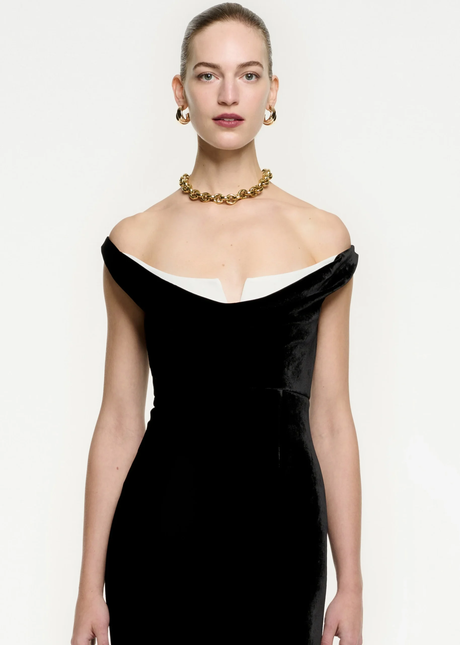 Ready To Wear|Ready To Wear Roland Mouret Off The Shoulder Velvet Midi Dress Monochrome