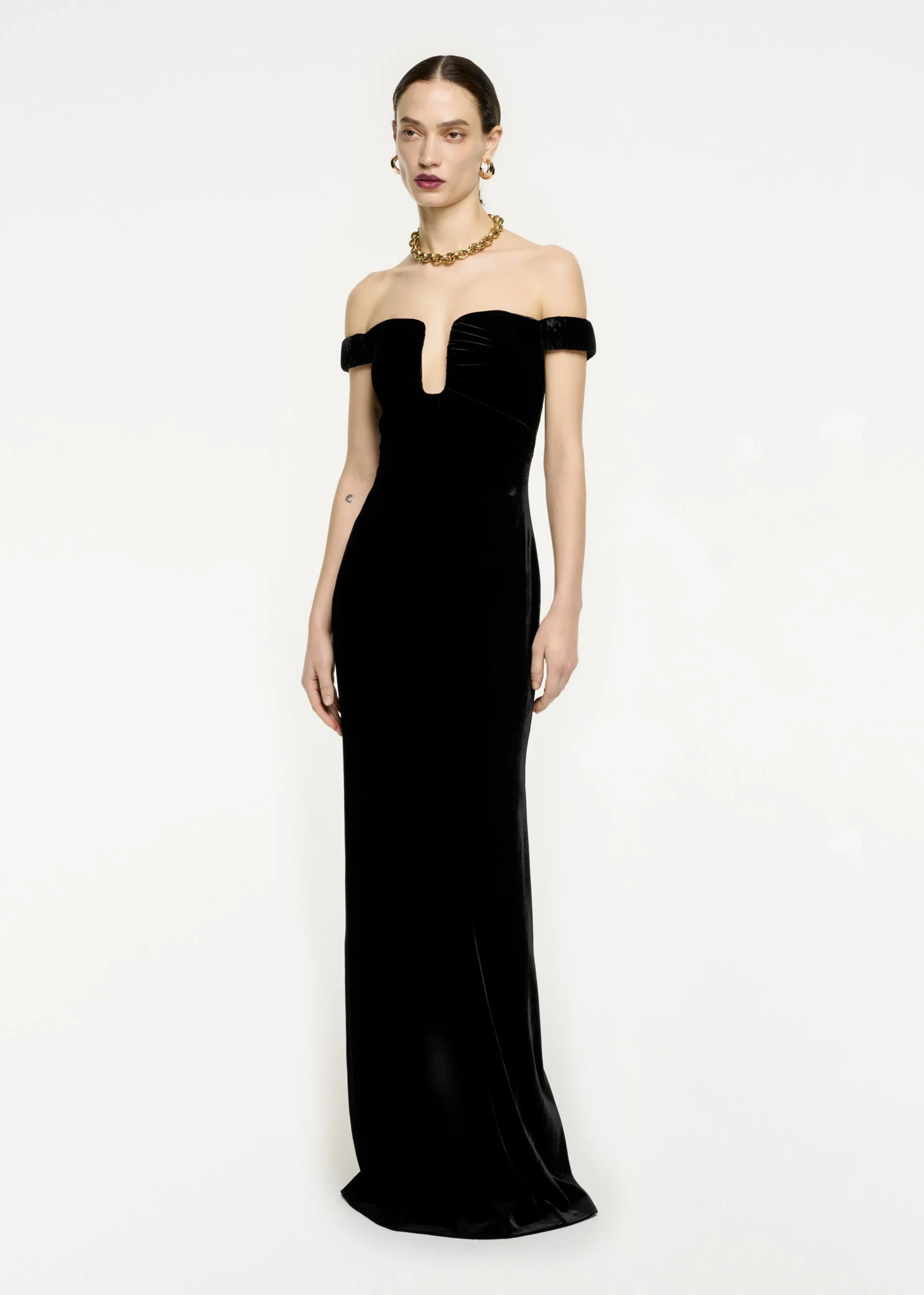 Ready To Wear|Ready To Wear Roland Mouret Off The Shoulder Velvet Maxi Dress Black